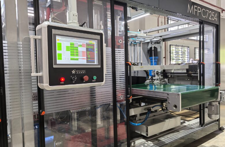 Food_Container_Making_Machine_3